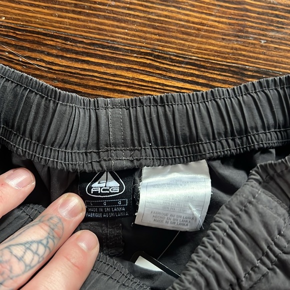 Vintage Y2K Nike ACG Shorts Size Large - Picture 4 of 5